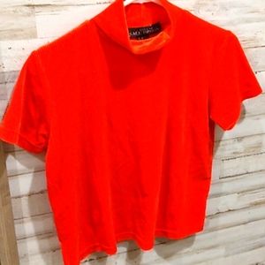 S.M.L. women's top.    Box 119